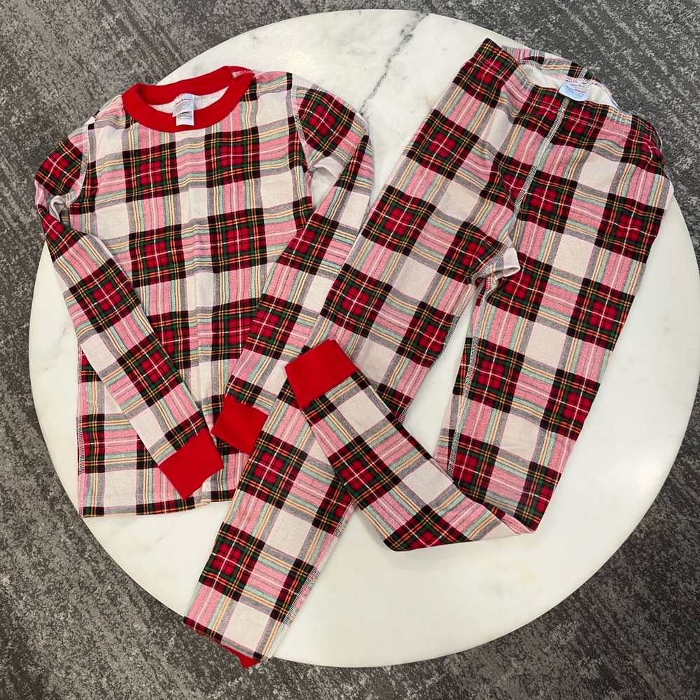 Hanna Anderson Pajama set size 10. Perfect condition!!